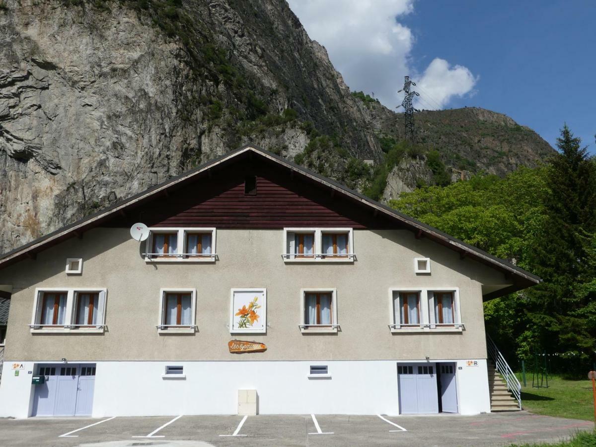 Les Lys Oranges Διαμέρισμα Le Bourg-dʼOisans Εξωτερικό φωτογραφία