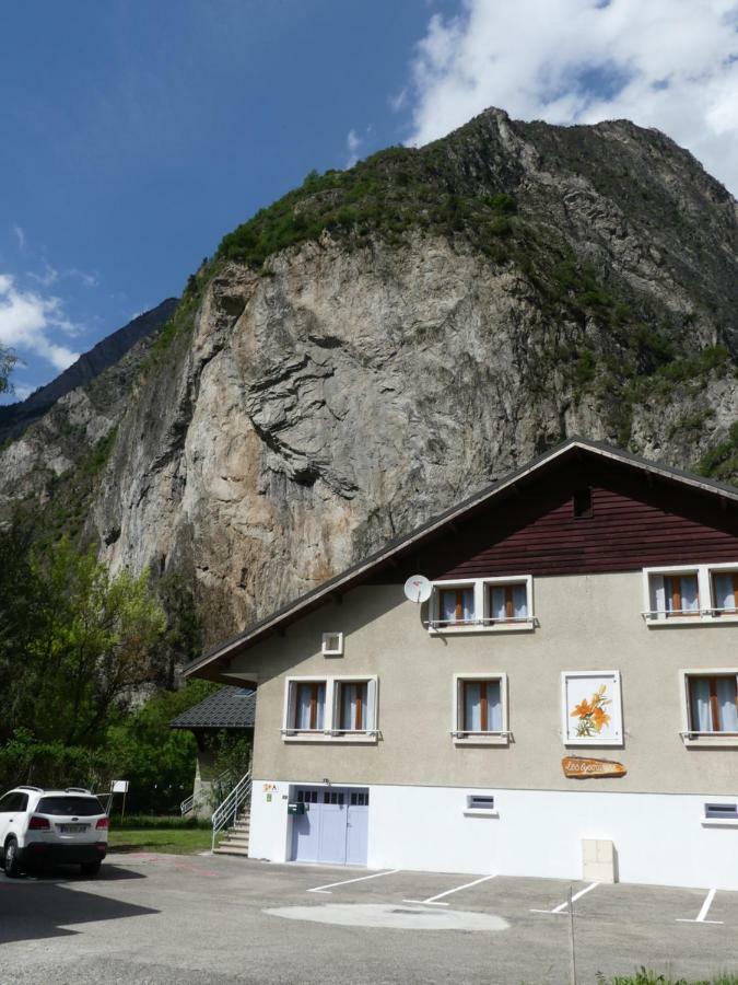 Les Lys Oranges Διαμέρισμα Le Bourg-dʼOisans Εξωτερικό φωτογραφία