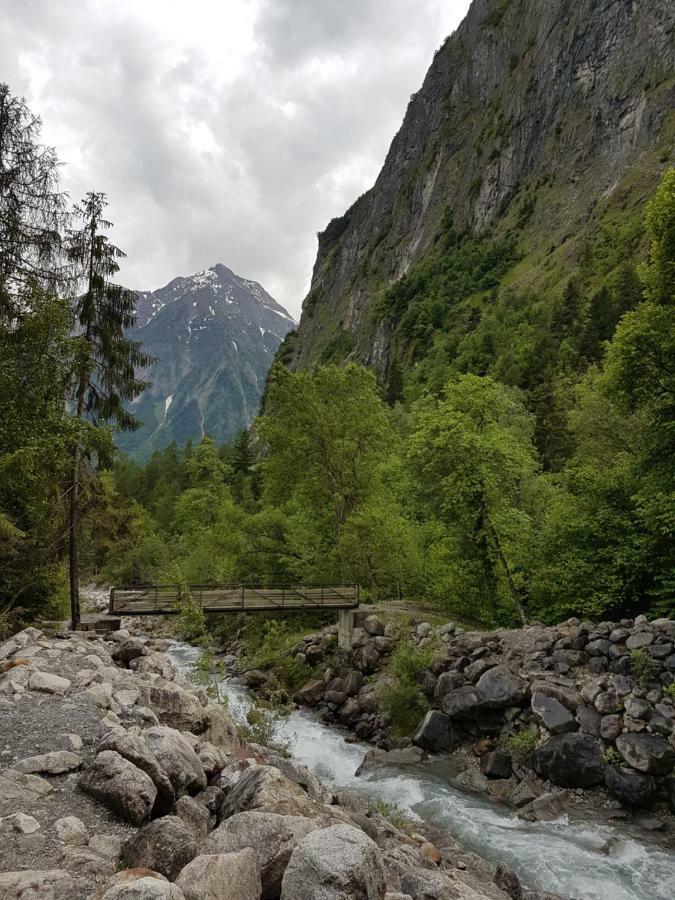 Les Lys Oranges Διαμέρισμα Le Bourg-dʼOisans Εξωτερικό φωτογραφία